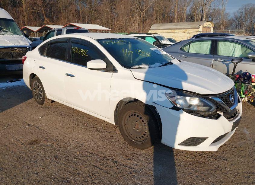 2017 Nissan Sentra S (VIN 3N1AB7AP5HY366043) main photo