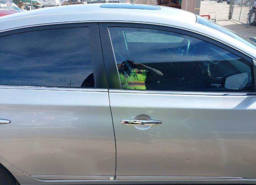 Photo 14 of 2017 Nissan Sentra SV (VIN 3N1AB7AP5HY372795)