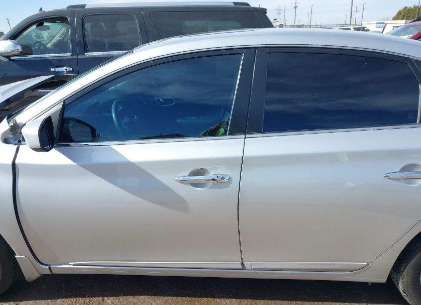 Photo 15 of 2017 Nissan Sentra SV (VIN 3N1AB7AP5HY372795)