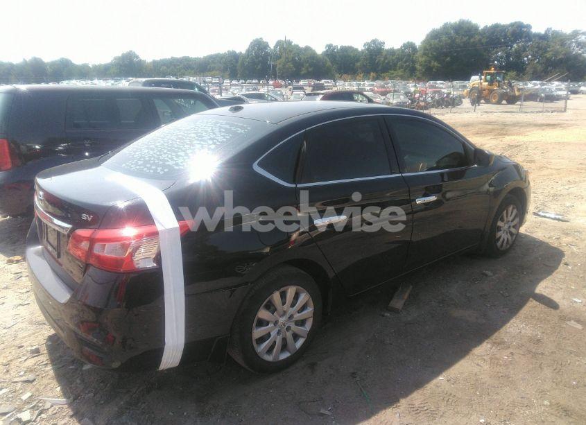 Photo 4 of 2017 Nissan Sentra SV (VIN 3N1AB7AP5HY375535)