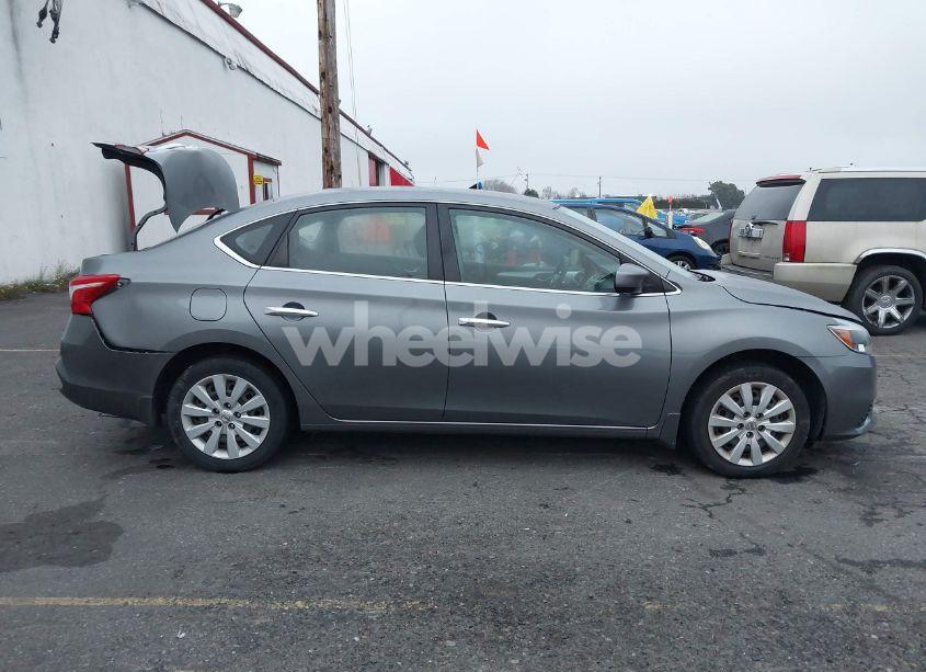 Photo 13 of 2017 Nissan Sentra S (VIN 3N1AB7AP5HY382436)