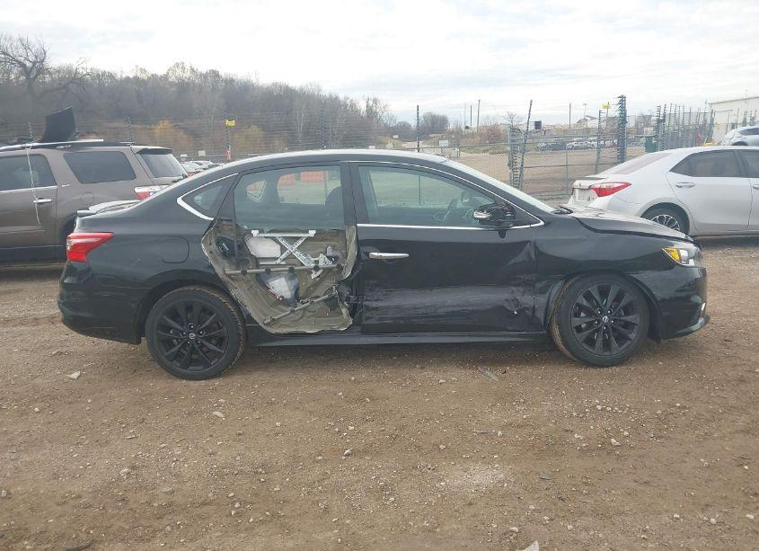 Photo 13 of 2017 Nissan Sentra SR (VIN 3N1AB7AP5HY383621)