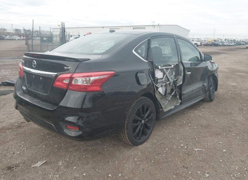 Photo 4 of 2017 Nissan Sentra SR (VIN 3N1AB7AP5HY383621)