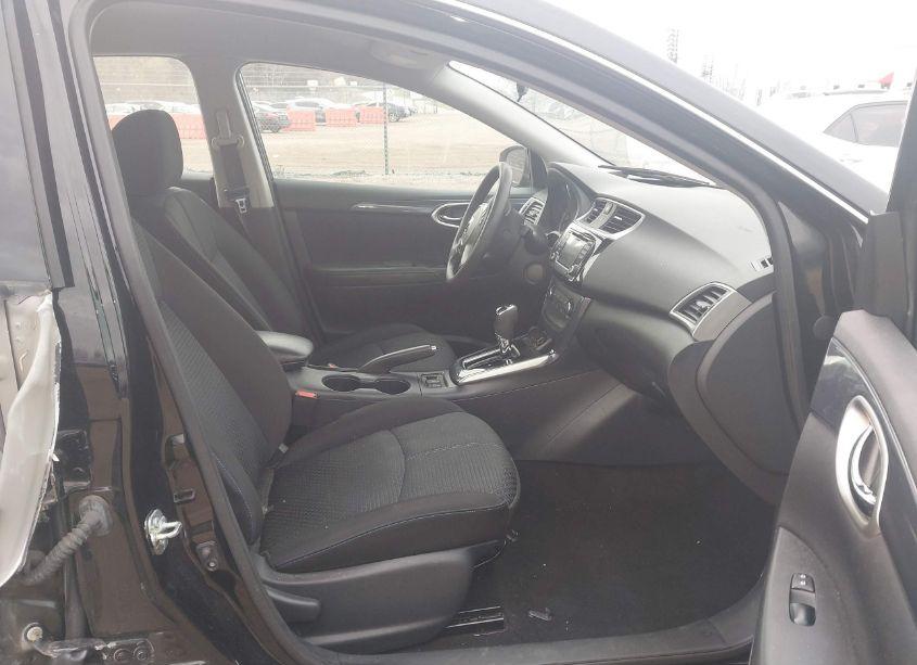 Photo 5 of 2017 Nissan Sentra SR (VIN 3N1AB7AP5HY383621)