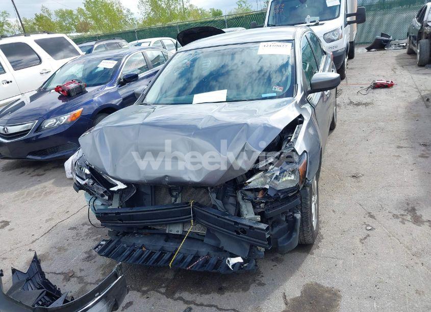 Photo 12 of 2017 Nissan Sentra S (VIN 3N1AB7AP5HY396143)