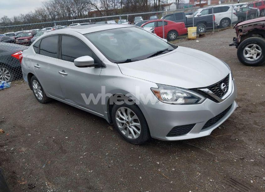 2017 Nissan Sentra SV (VIN 3N1AB7AP5HY396207) main photo