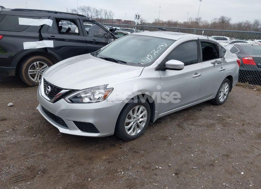Photo 2 of 2017 Nissan Sentra SV (VIN 3N1AB7AP5HY396207)