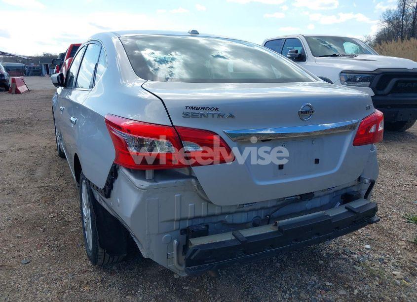 Photo 15 of 2018 Nissan Sentra SV (VIN 3N1AB7AP5JL623897)