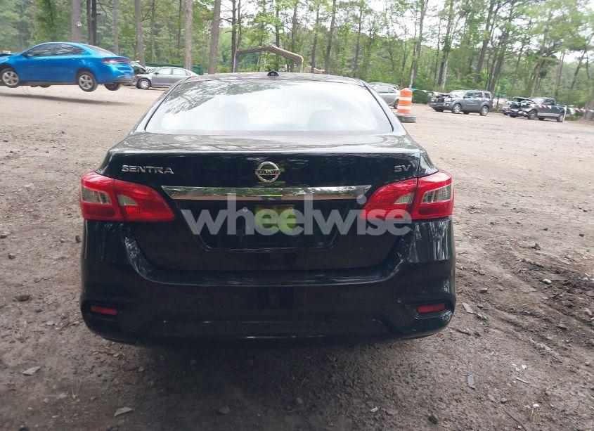 Photo 16 of 2018 Nissan Sentra SV (VIN 3N1AB7AP5JL638593)