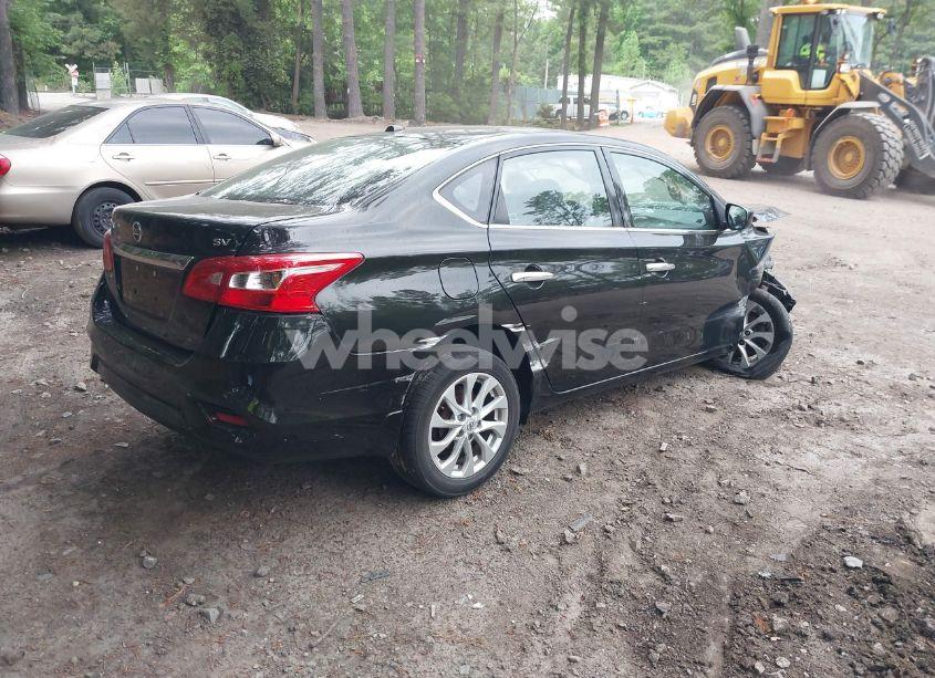 Photo 4 of 2018 Nissan Sentra SV (VIN 3N1AB7AP5JL638593)