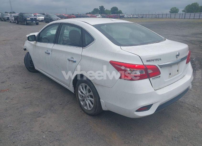 Photo 3 of 2018 Nissan Sentra SV (VIN 3N1AB7AP5JL640103)