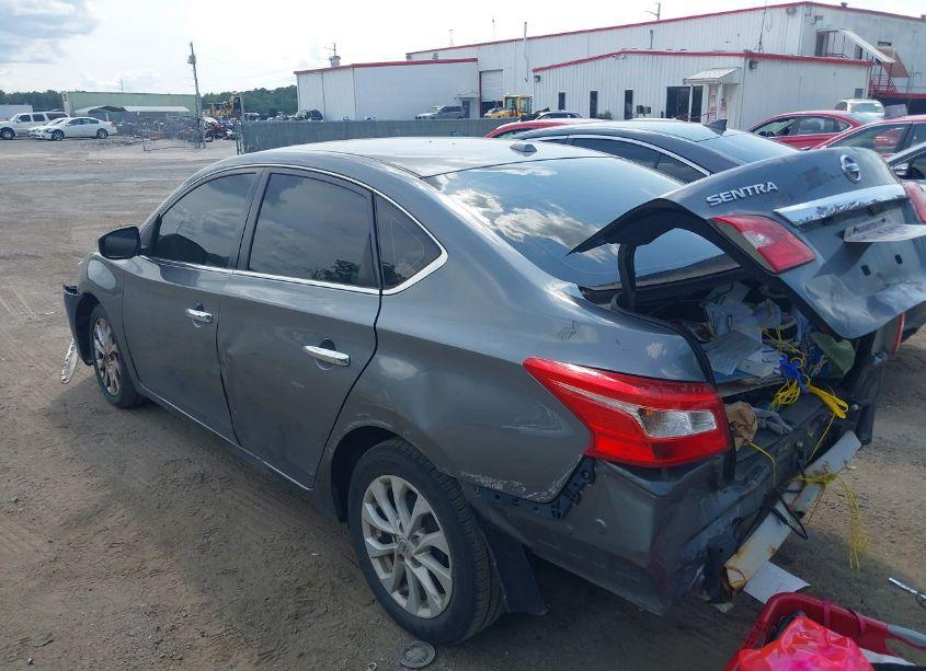 Photo 3 of 2018 Nissan Sentra SV (VIN 3N1AB7AP5JL650968)