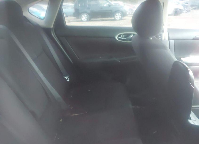 Photo 8 of 2018 Nissan Sentra SV (VIN 3N1AB7AP5JL650968)