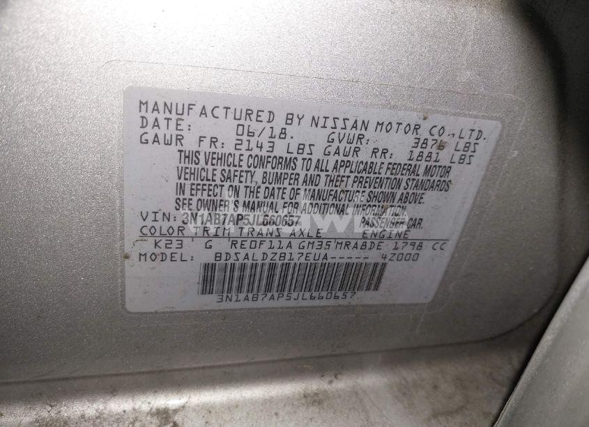 Photo 9 of 2018 Nissan Sentra SV (VIN 3N1AB7AP5JL660657)