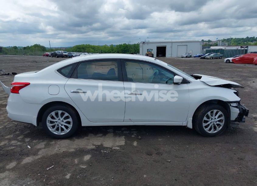 Photo 12 of 2018 Nissan Sentra SV (VIN 3N1AB7AP5JY205052)