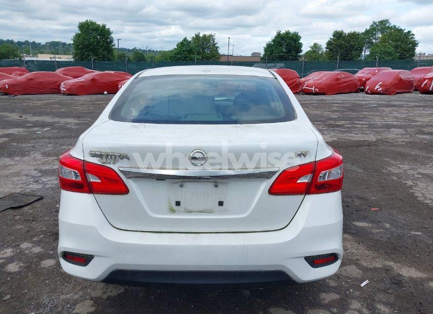 Photo 15 of 2018 Nissan Sentra SV (VIN 3N1AB7AP5JY205052)