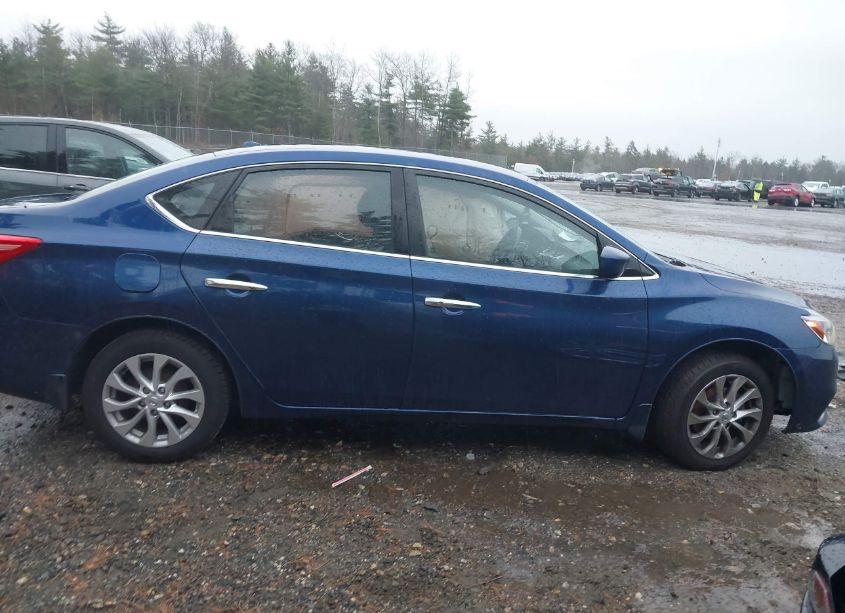 Photo 13 of 2018 Nissan Sentra SV (VIN 3N1AB7AP5JY209215)