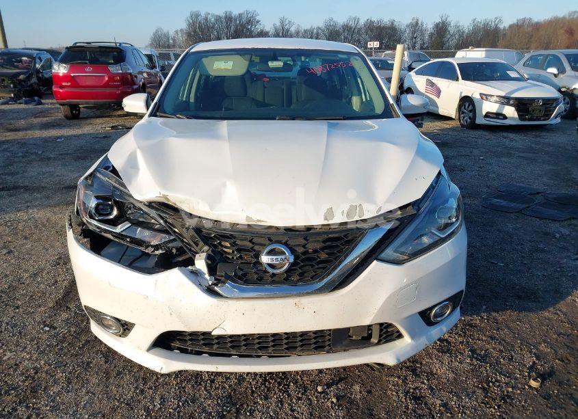 Photo 12 of 2018 Nissan Sentra SR (VIN 3N1AB7AP5JY212924)