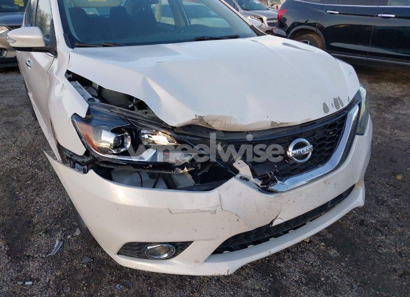 Photo 6 of 2018 Nissan Sentra SR (VIN 3N1AB7AP5JY212924)
