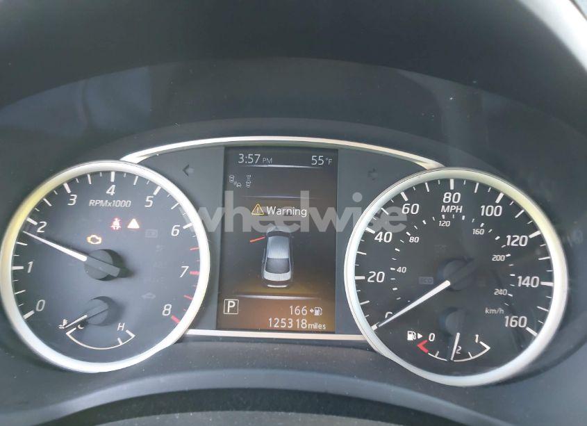 Photo 7 of 2018 Nissan Sentra SR (VIN 3N1AB7AP5JY212924)