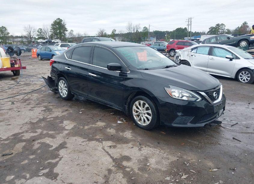 2018 Nissan Sentra SV (VIN 3N1AB7AP5JY223955) main photo