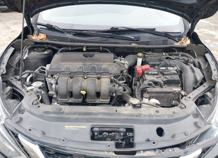 Photo 10 of 2018 Nissan Sentra SV (VIN 3N1AB7AP5JY223955)