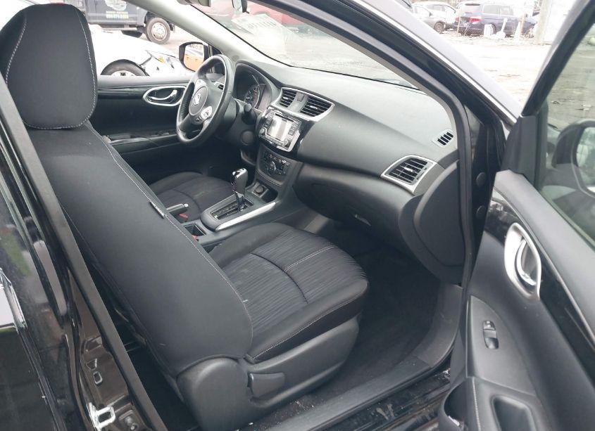 Photo 5 of 2018 Nissan Sentra SV (VIN 3N1AB7AP5JY223955)