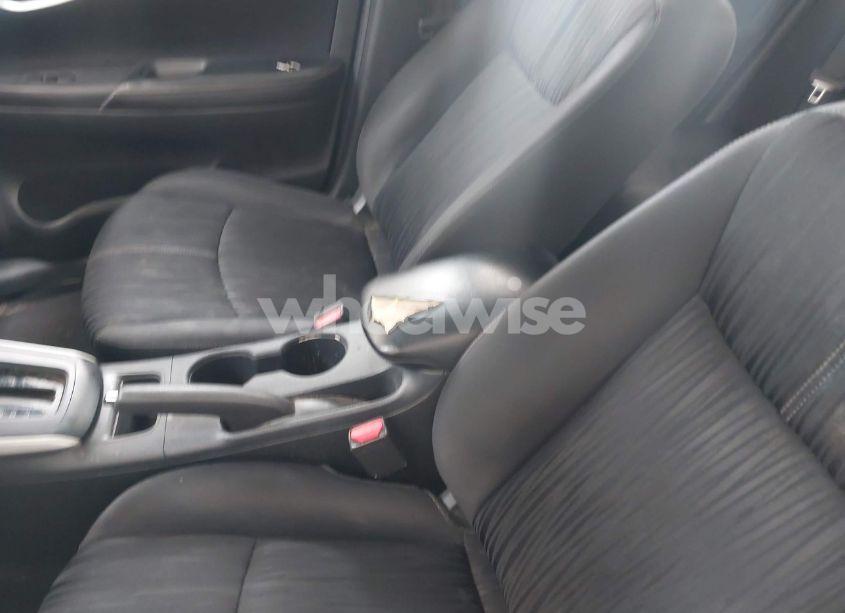 Photo 13 of 2018 Nissan Sentra SV (VIN 3N1AB7AP5JY225446)