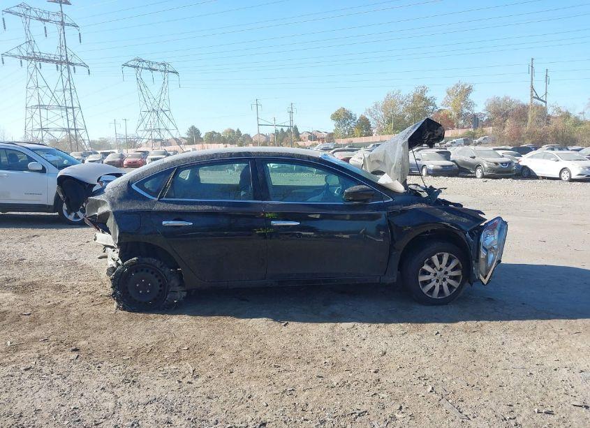 Photo 13 of 2018 Nissan Sentra S (VIN 3N1AB7AP5JY226449)