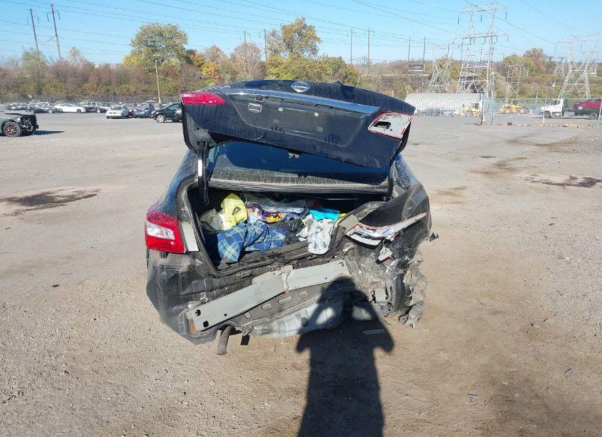 Photo 16 of 2018 Nissan Sentra S (VIN 3N1AB7AP5JY226449)