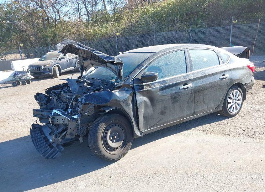 Photo 2 of 2018 Nissan Sentra S (VIN 3N1AB7AP5JY226449)