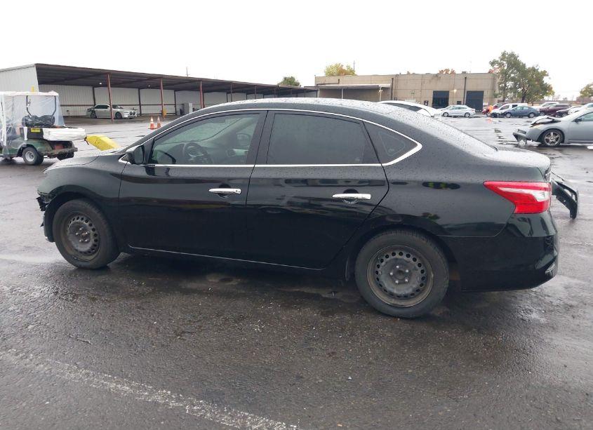 Photo 15 of 2018 Nissan Sentra S (VIN 3N1AB7AP5JY241341)