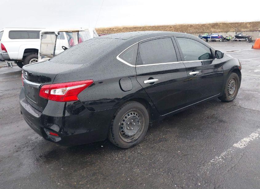 Photo 4 of 2018 Nissan Sentra S (VIN 3N1AB7AP5JY241341)