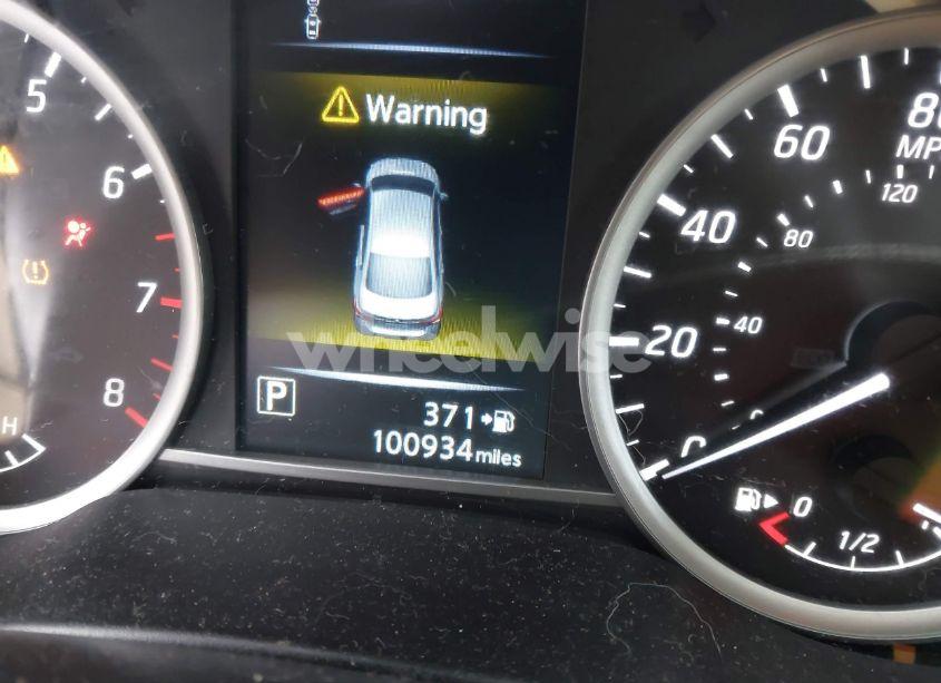 Photo 7 of 2018 Nissan Sentra S (VIN 3N1AB7AP5JY248130)