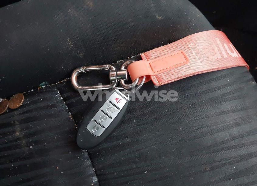 Photo 11 of 2018 Nissan Sentra SV (VIN 3N1AB7AP5JY256194)