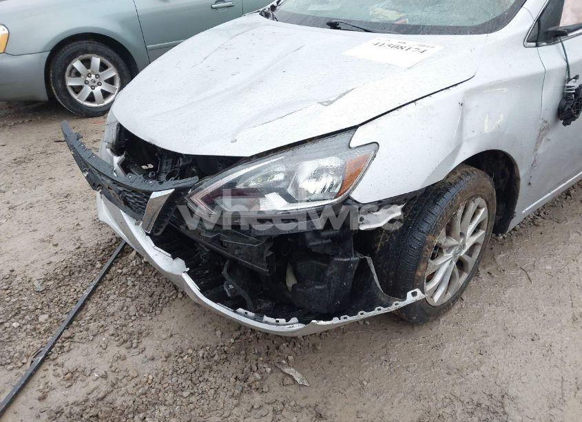 Photo 14 of 2018 Nissan Sentra SV (VIN 3N1AB7AP5JY256194)