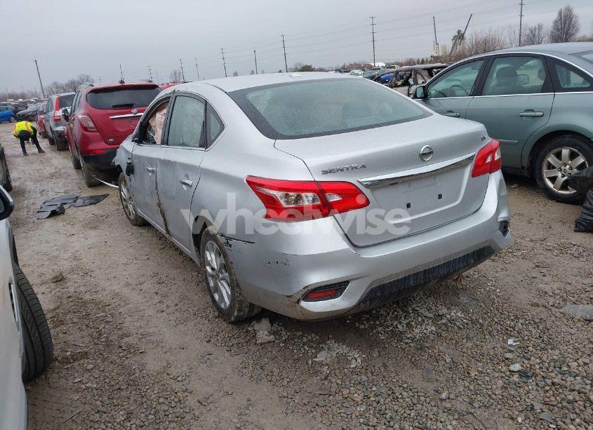 Photo 3 of 2018 Nissan Sentra SV (VIN 3N1AB7AP5JY256194)