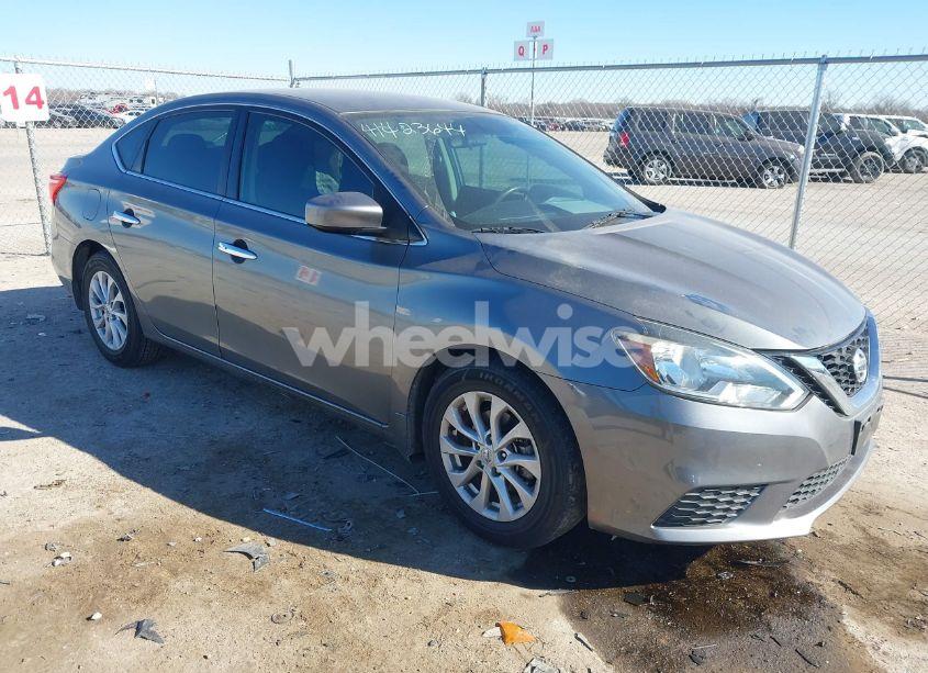 2018 Nissan Sentra SV (VIN 3N1AB7AP5JY258625) main photo