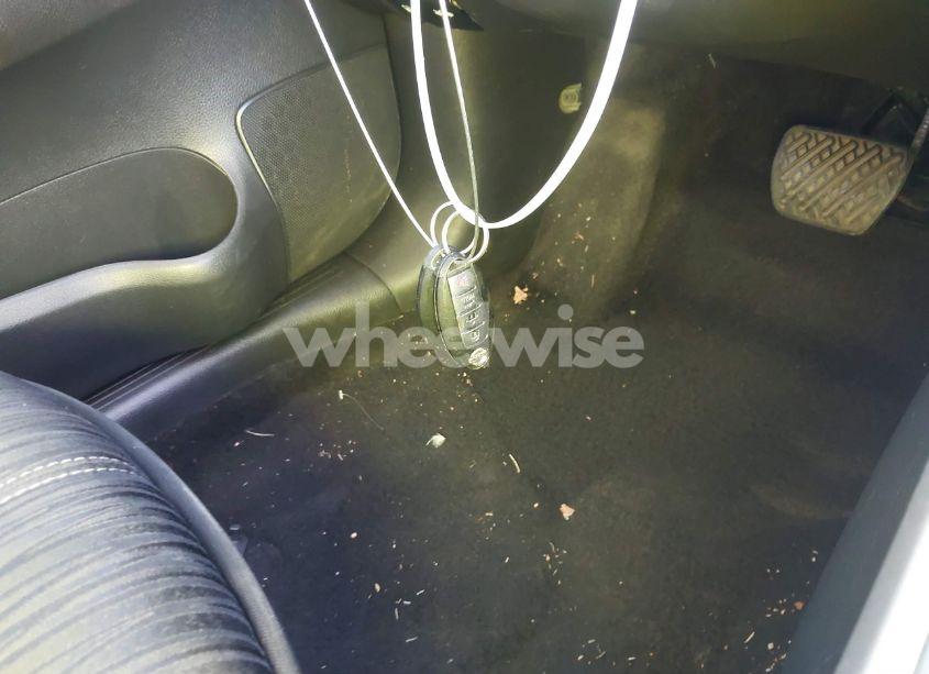 Photo 11 of 2018 Nissan Sentra SV (VIN 3N1AB7AP5JY258625)