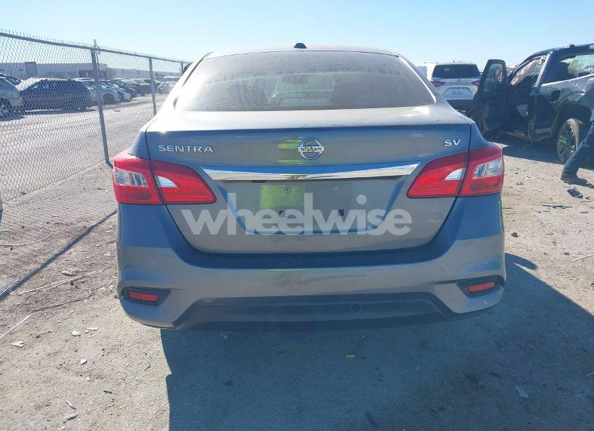 Photo 16 of 2018 Nissan Sentra SV (VIN 3N1AB7AP5JY258625)