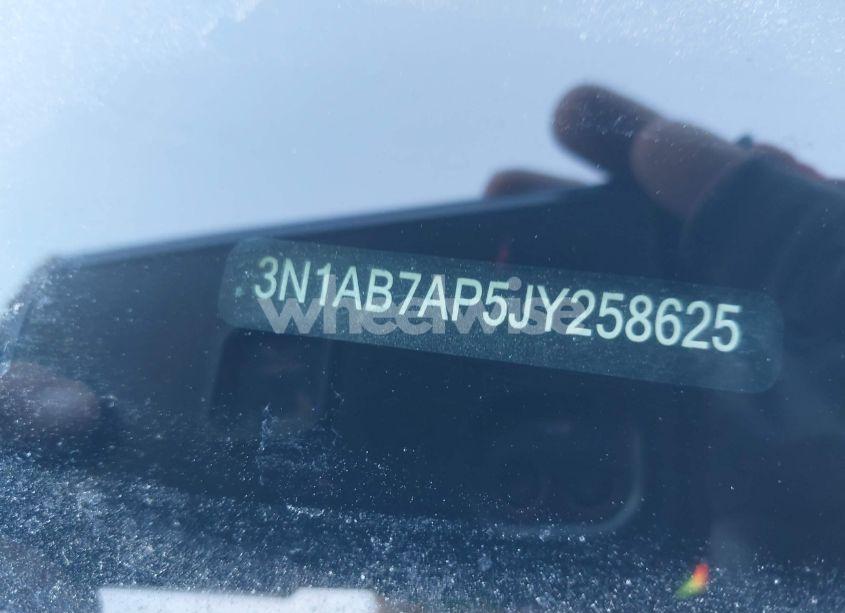Photo 9 of 2018 Nissan Sentra SV (VIN 3N1AB7AP5JY258625)