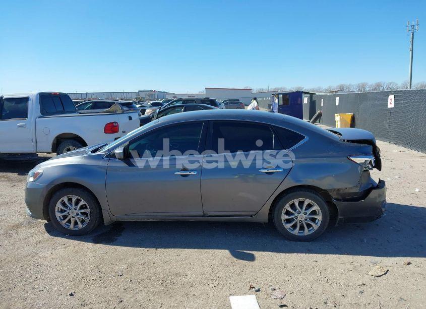 Photo 14 of 2018 Nissan Sentra SV (VIN 3N1AB7AP5JY261153)