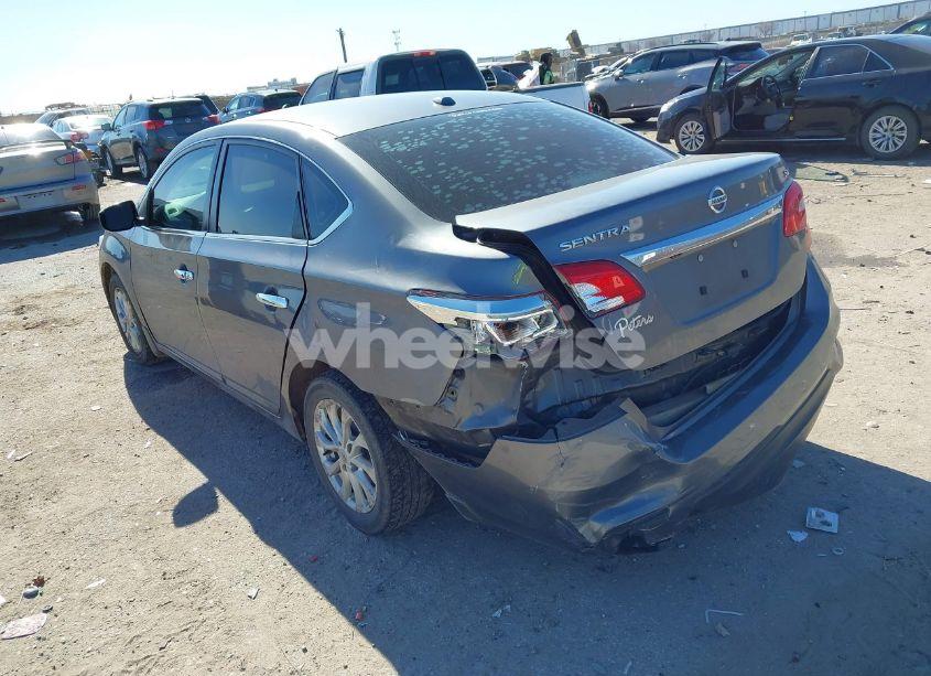 Photo 3 of 2018 Nissan Sentra SV (VIN 3N1AB7AP5JY261153)
