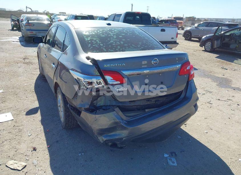 Photo 6 of 2018 Nissan Sentra SV (VIN 3N1AB7AP5JY261153)