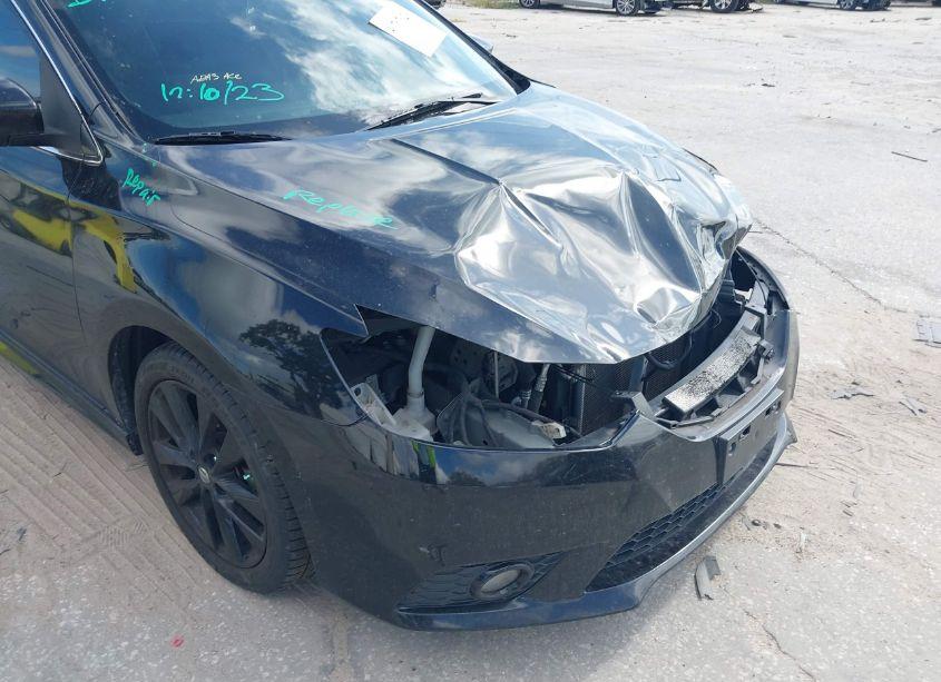 Photo 17 of 2018 Nissan Sentra SR (VIN 3N1AB7AP5JY265896)