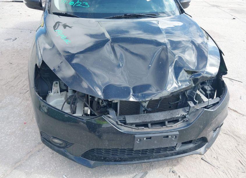 Photo 18 of 2018 Nissan Sentra SR (VIN 3N1AB7AP5JY265896)