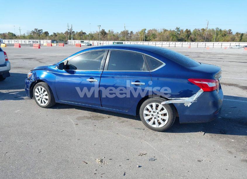 Photo 14 of 2018 Nissan Sentra S (VIN 3N1AB7AP5JY266921)
