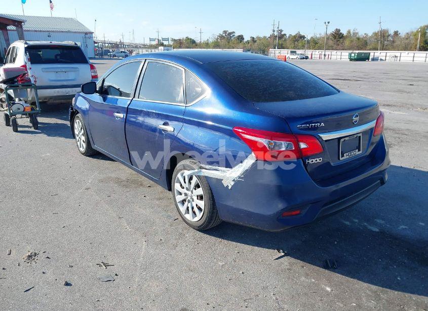 Photo 3 of 2018 Nissan Sentra S (VIN 3N1AB7AP5JY266921)