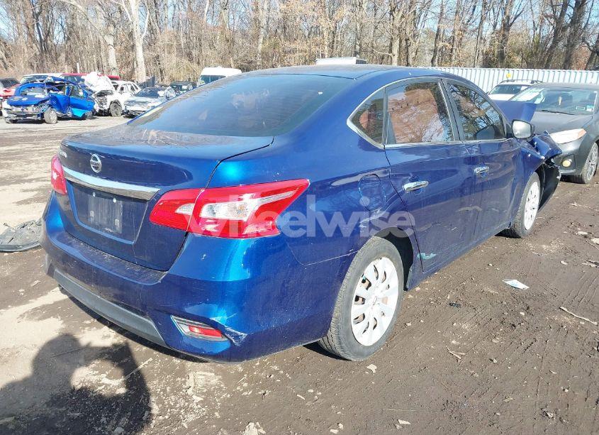 Photo 4 of 2018 Nissan Sentra S (VIN 3N1AB7AP5JY273707)