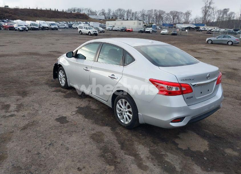 Photo 3 of 2018 Nissan Sentra SV (VIN 3N1AB7AP5JY275909)